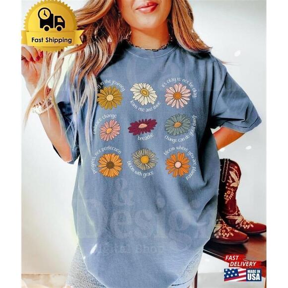 Other - Retro Flower Saying Cute Floral Positive Vibes Women Graphic Outfit Fan T-Shirt